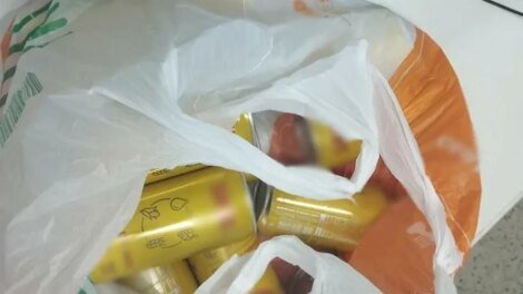 mulher-e-presa-em-juazeiro-do-norte,-no-ceara,-apos-furtar-latas-de-cerveja-em-supermercado