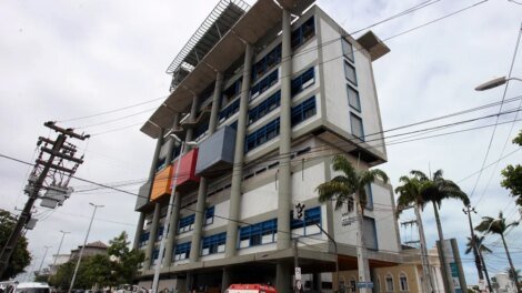 evandro-leitao-diz-que-5o-andar-do-ijf-sera-entregue-na-proxima-semana,-com-36-leitos-de-uti