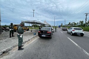 operacao-carnaval-2025-comeca-no-ceara-com-efetivo-de-525-policiais-nas-rodovias-estaduais