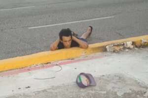 homem-que-tentava-fazer-assalto-com-arma-de-brinquedo-e-preso-apos-ser-contido-pela-populacao