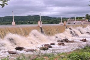 barragem-colina-sangra-apos-chuvas-em-quiterianopolis-e-aulas-presenciais-sao-suspensas