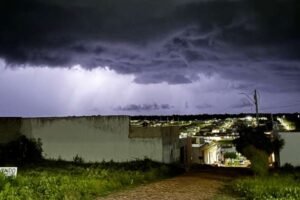 ceara-tem-avisos-de-chuvas-intensas-e-risco-de-temporais-em-todo-o-estado