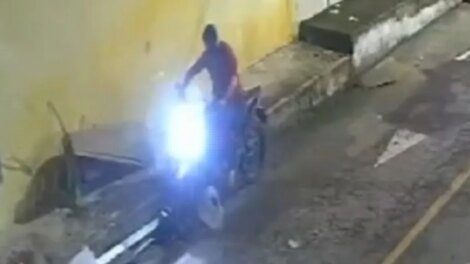 tentativa-de-furto:-comerciante-reage,-atira-ceramicas-e-ladrao-foge-sem-levar-nada