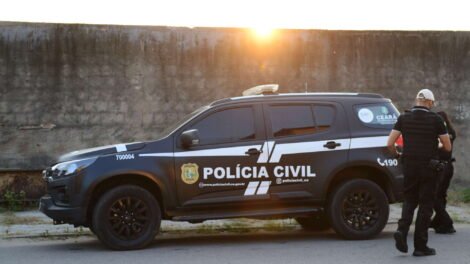 mulher-com-passagens-por-trafico-e-agressao-e-presa-em-aracati/ce-suspeita-de-integrar-faccao