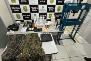 policia-fecha-laboratorio-de-drogas-em-caucaia-durante-operacao-strike