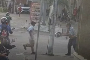 motociclista-e-atacado-a-facadas-e-agressor-e-linchado