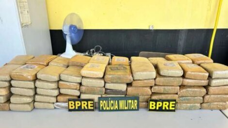 policia-prende-homem-que-levava-107-kg-de-maconha-em-caminhonete,-no-interior-do-ceara