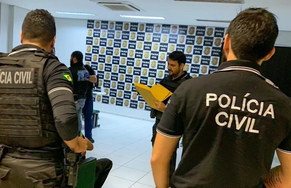 policia-civil:-operacao-prende-11-investigados-por-homicidios-e-trafico-de-drogas-em-caucaia/ce