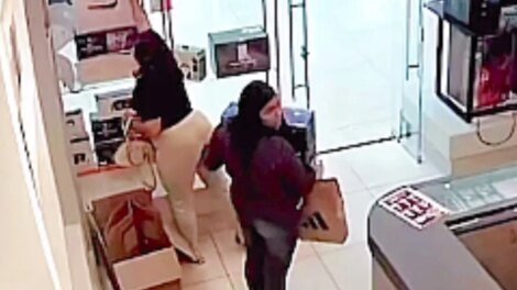 camera-de-seguranca-registra-furto-de-videogame-avaliado-em-r$-8-mil-em-shopping-de-fortaleza