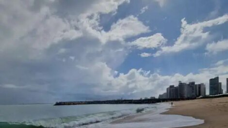 fortaleza-tem-sete-trechos-de-praia-proprios-para-banho-no-fim-de-semana