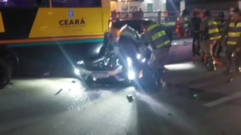 motorista-com-sinais-de-embriaguez-colide-em-onibus-da-pre-na-avenida-paulino-rocha