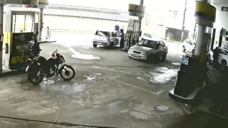 motorista-foge-apos-abastecer-carro-sem-pagar-a-conta-em-fortaleza