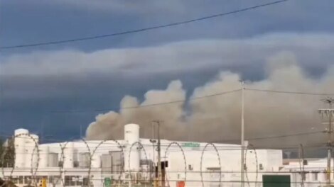 incendio-e-registrado-em-sucata-de-maracanau/ce-na-manha-desta-segunda-feira-(7)