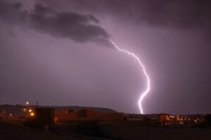 ceara-contabiliza-quase-3-mil-raios-em-intervalo-de-24-horas