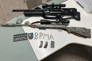 homem-e-flagrado-com-armas-e-apetrechos-de-caca-em-area-de-preservacao