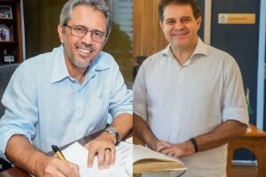 “amor,-uniao-e-reflexao”:-elmano-e-evandro-publicam-mensagens-na-sexta-feira-da-paixao