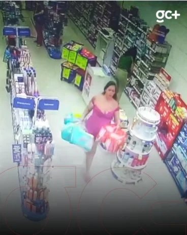 mulher-furta-fraldas-em-farmacia-de-fortaleza-e-foge-de-moto-com-comparsa