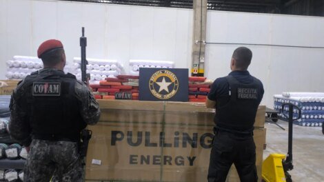 fortaleza:-receita-e-pm-apreendem-56-kg-de-cocaina,-avaliada-em-r$-3-milhoes