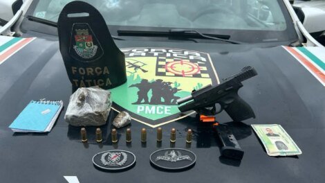 criminoso-disfarcado-de-entregador-de-aplicativo-e-preso-com-arma-e-drogas-em-fortaleza