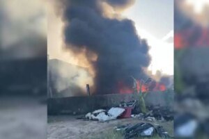 bombeiros-sao-acionados-apos-menino-de-7-anos-incendiar-lixao-com-isqueiro