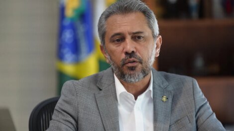 apos-chacina-na-barra-do-ceara,-elmano-anuncia-medidas-para-combater-a-violencia