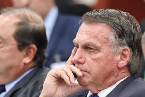 bolsonaro-sancionou-sem-vetos-medida-que-colocava-fim-no-controle-em-descontos-no-inss