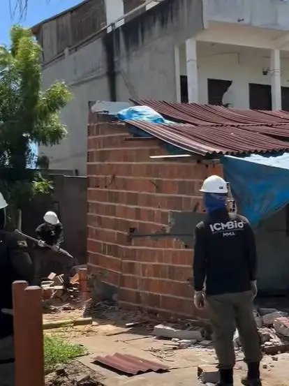 icmbio-realiza-demolicao-de-construcoes-irregulares-em-jericoacoara,-no-ceara
