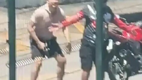 policial-militar-tem-moto-roubada-por-assaltante-em-fuga-ao-lado-da-ufc,-em-fortaleza