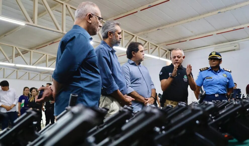 parceria-entre-prefeitura-e-governo-do-ceara-entrega-429-armas-a-guarda-municipal-de-fortaleza