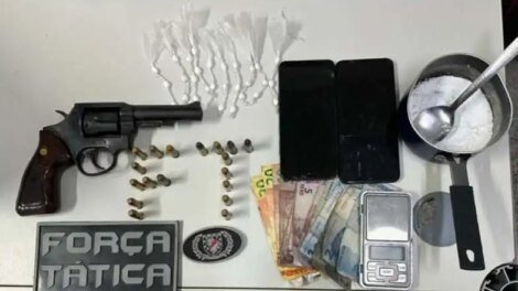 suspeito-foge-e-abandona-drogas-e-arma-em-residencia-na-granja-portugal