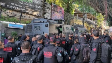 policial-e-baleado-durante-operacao-na-rocinha-para-capturar-criminosos-do-ceara