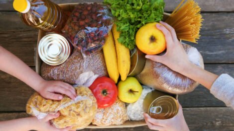 valor-da-cesta-basica-cai-2,42%-em-fortaleza,-diz-dieese