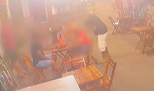 homem-e-morto-a-facadas-enquanto-estava-em-bar-em-quixada
