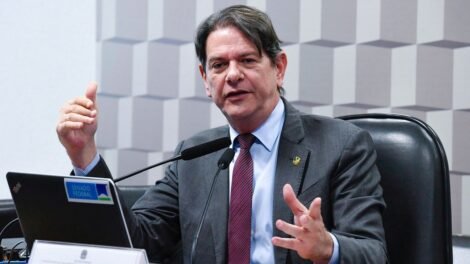 projeto-que-libera-mais-de-r$-600-milhoes-para-transnordestina-tem-relatoria-de-cid-gomes