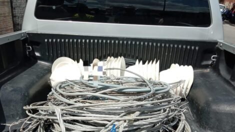 homem-e-preso-e-35-kg-de-cabos-eletricos-sao-apreendidos-em-acao-contra-furtos-em-fortaleza