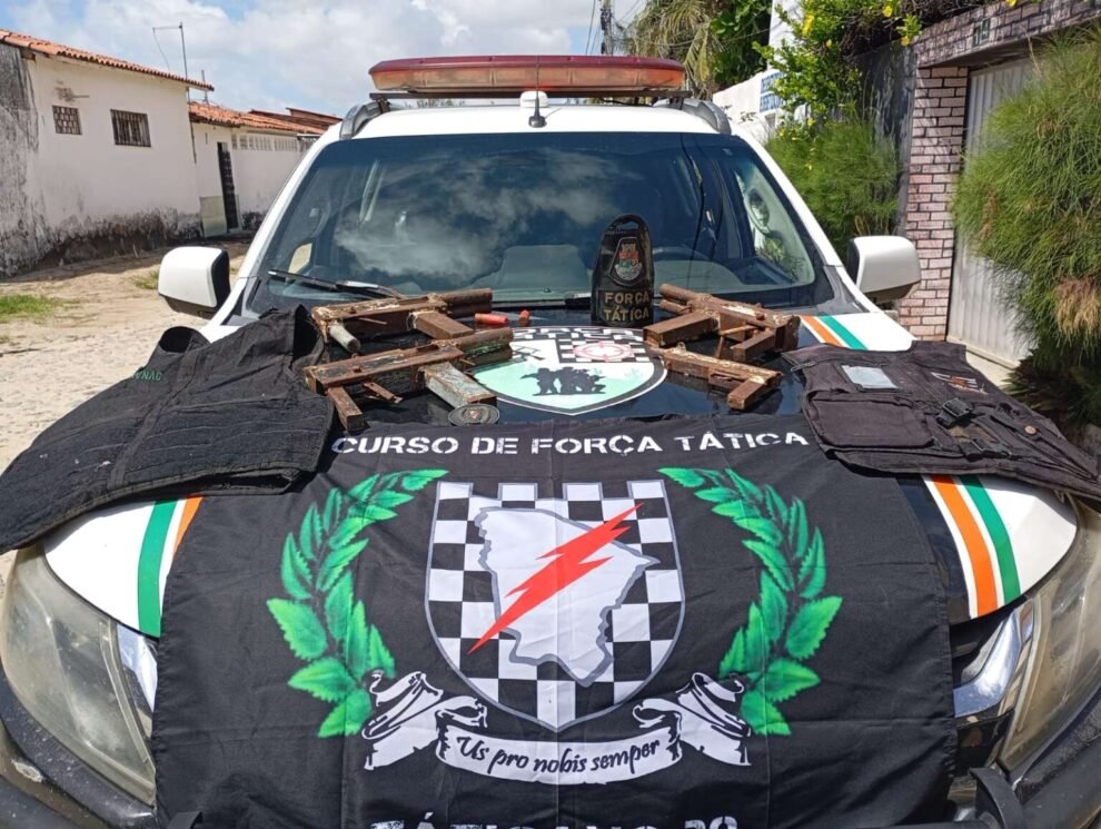 policia-apreende-armas-de-fogo-artesanais-em-caucaia,-no-ceara;-criminosos-fogem
