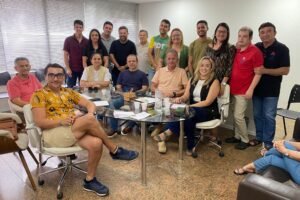 pdt-ce-declara-apoio-ao-governo-elmano-e-desalinha-com-ciro-gomes