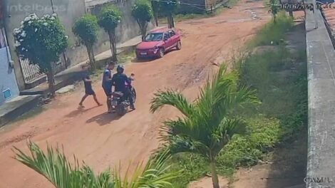 bandidos-chamam-corrida-e-assaltam-motociclista-por-aplicativo-em-fortaleza
