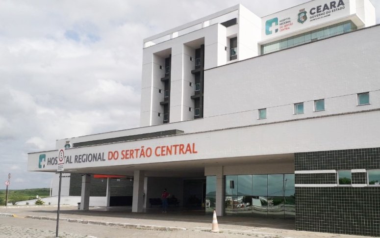 homem-em-surto-psiquiatrico-explode-bomba-‘rasga-lata’-em-hospital-de-quixeramobim-(ce)