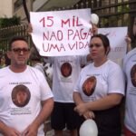 familiares-de-jovem-atropelado-e-morto-em-fortaleza-protestam-em-frente-a-casa-de-empresario