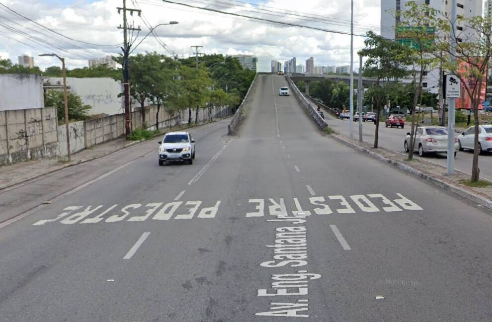 avenida-engenheiro-santana-junior-ganha-faixa-extra-para-melhorar-transito-em-fortaleza