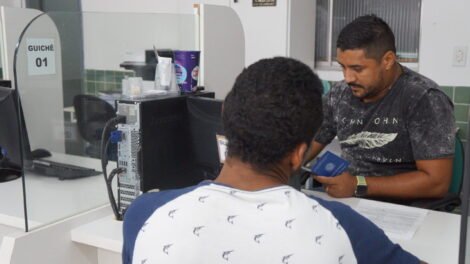 sine-municipal-de-fortaleza-oferece-mais-de-2.600-vagas-de-emprego;-veja-lista