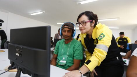 elmano-sanciona-abcdetran,-que-deve-educar-pessoas-nao-alfabetizadas-e-facilitar-acesso-a-cnh