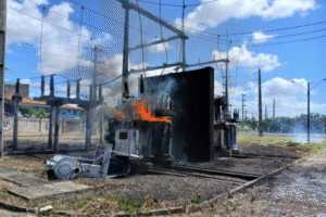 energia-e-restabelecida-no-campus-do-pici-oito-horas-apos-incendio-em-subestacao-da-ufc