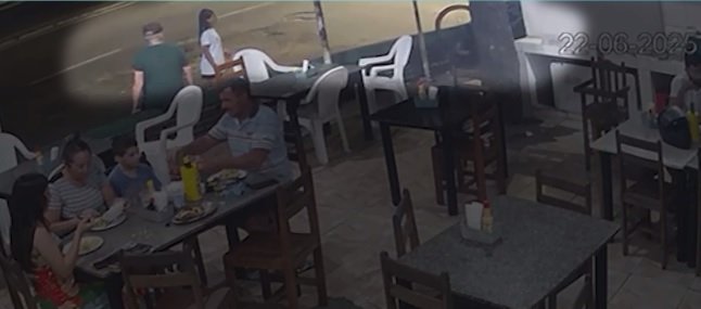 falso-guardador-de-veiculos-furta-bicicleta-em-frente-a-churrascaria-em-caucaia,-no-ceara