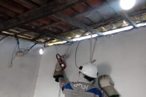 duas-pessoas-sao-presas-por-furto-de-energia-em-operacao-da-enel-e-sspds-na-serrinha