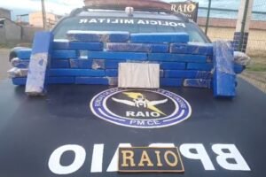dois-homens-sao-presos-com-21-kg-de-drogas-em-lavras-da-mangabeira,-no-ceara