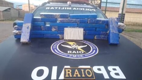 dois-homens-sao-presos-com-21-kg-de-drogas-em-lavras-da-mangabeira,-no-ceara