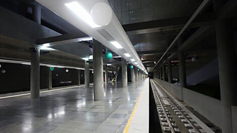 corpo-e-encontrado-com-marcas-de-agressao-nos-trilhos-do-metro,-em-fortaleza