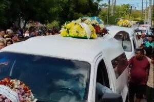 seis-pessoas-da-mesma-familia-mortas-em-acidente-sao-sepultadas-em-crateus